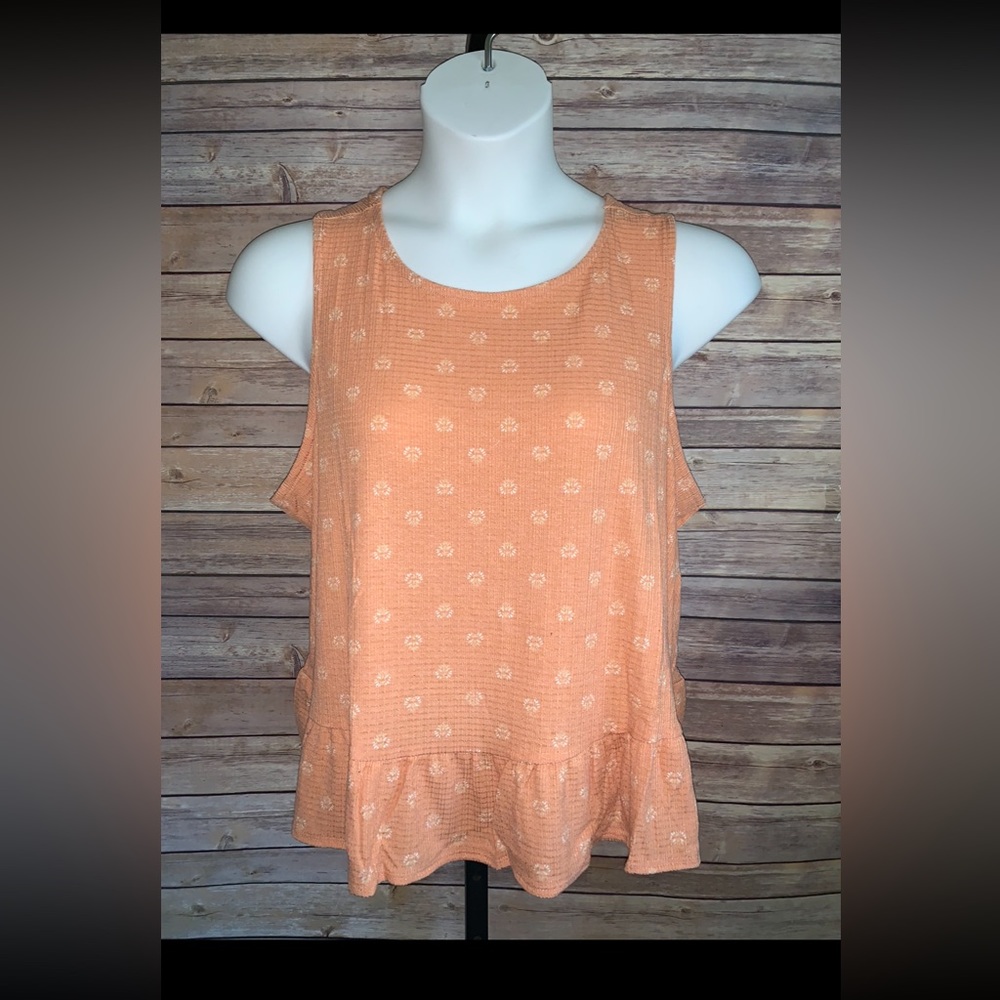 Torrid  - women Cropped Top - Size 2